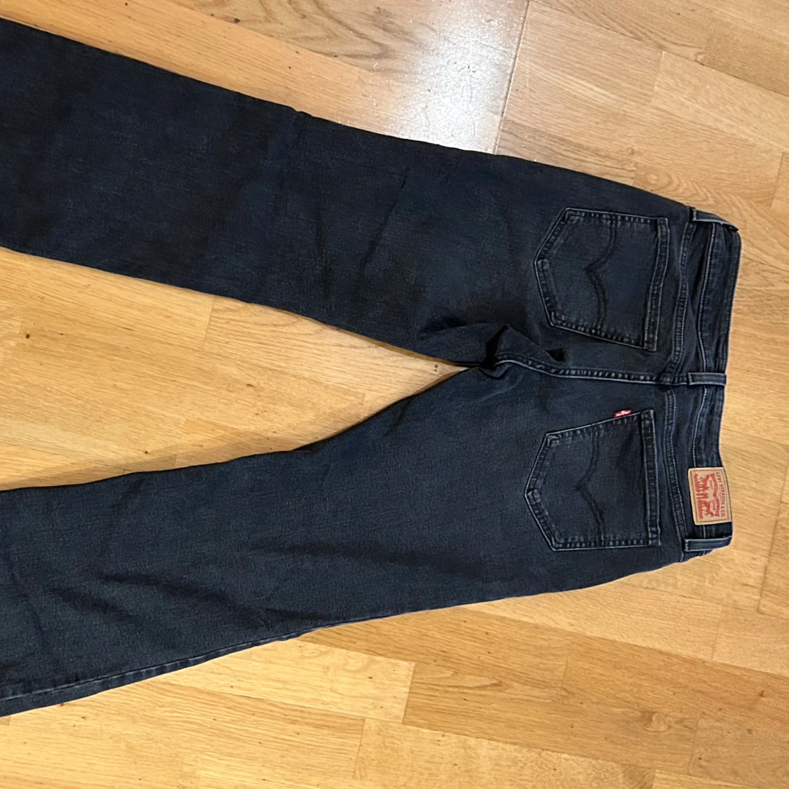 Levi's svarta jeans 29 - 1