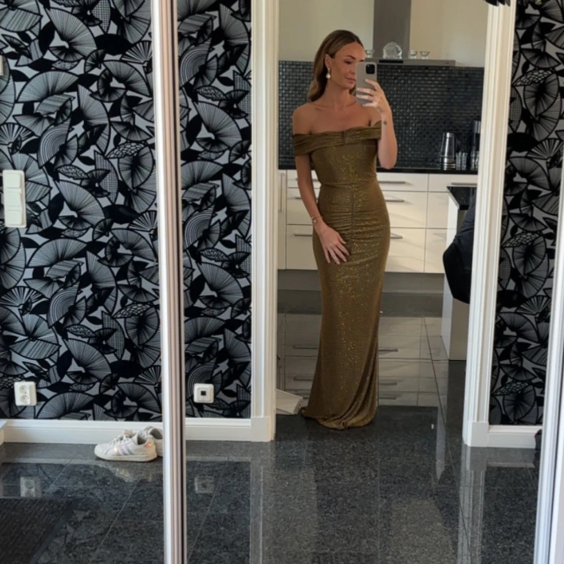 Klänning lång  - 1