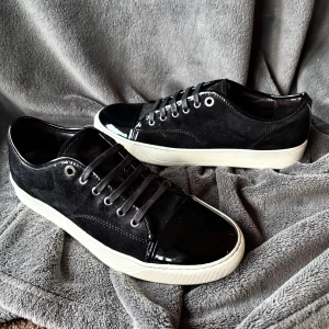 Lanvin skor NYSKICK - sitter som 42, fråga om innermått vid osäkerhet | ingår: endast skorna 