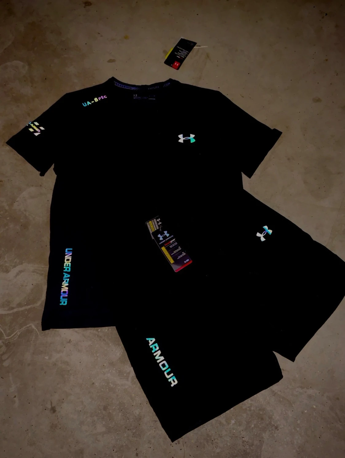 Svart Under Armour t-shirt med tryck