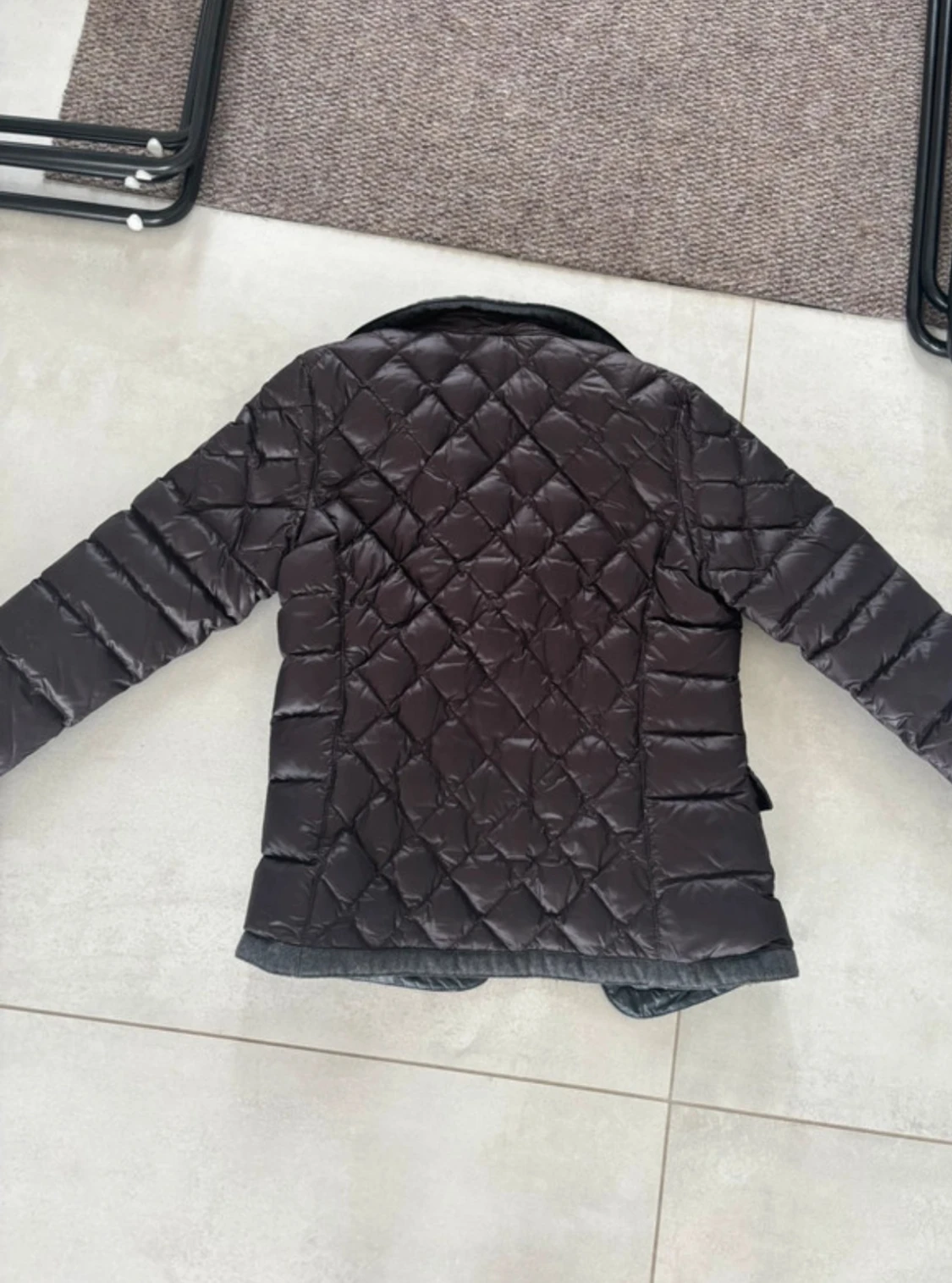 Mörkbrun quiltad dunjacka Moncler - 1