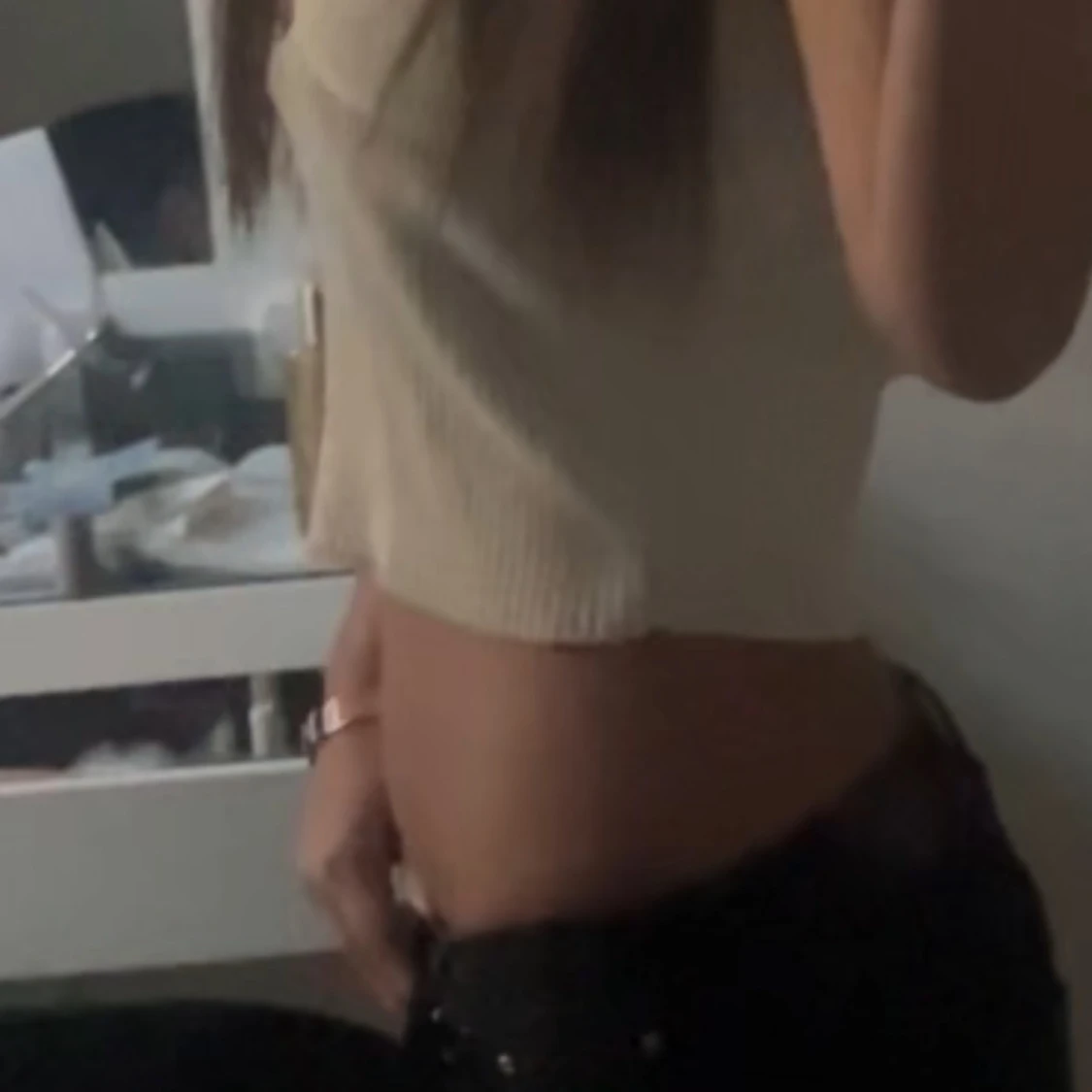 Stickad croppad linnetopp från Zara - 2