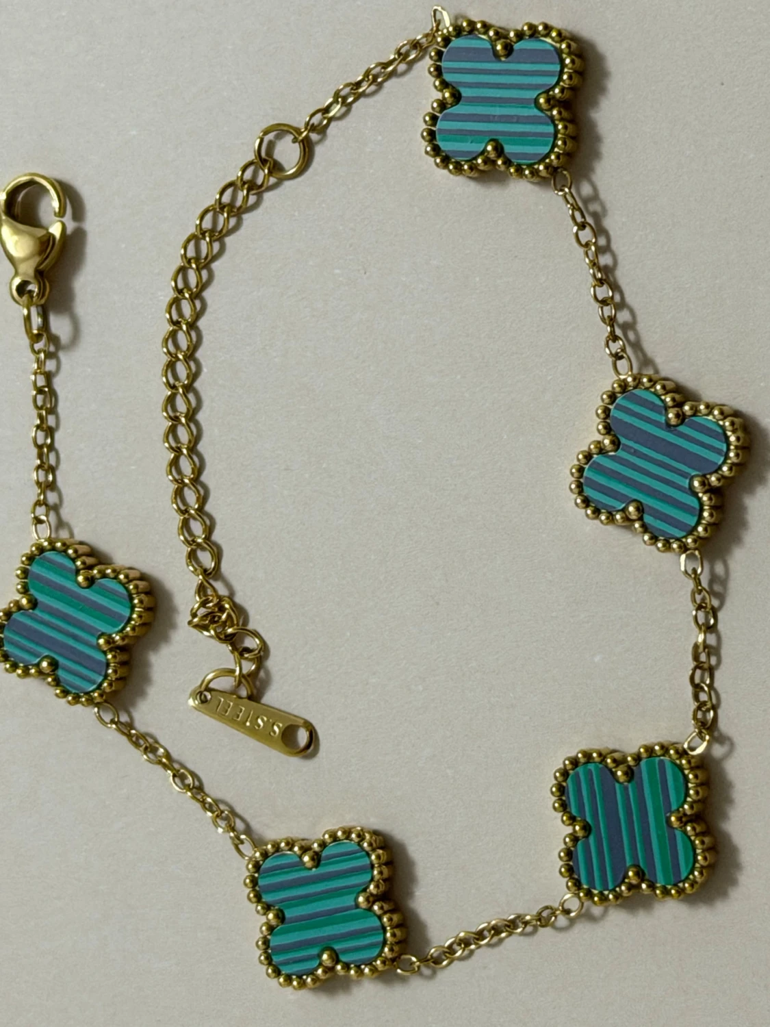 Armband med  fyrklöver i stål - 2