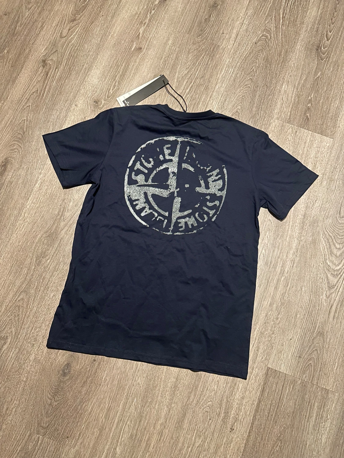 Mörkblå Stone Island t-shirt - 1