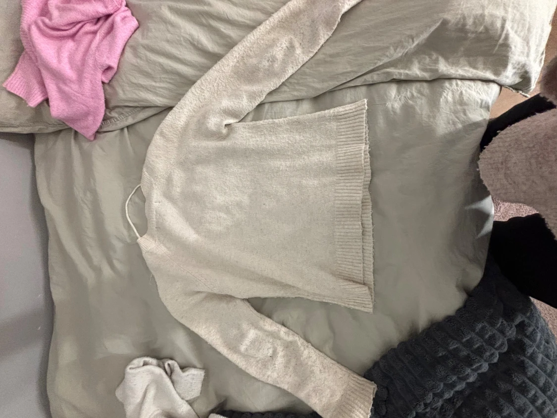 Beige stickad tröja från Vero Moda - 1