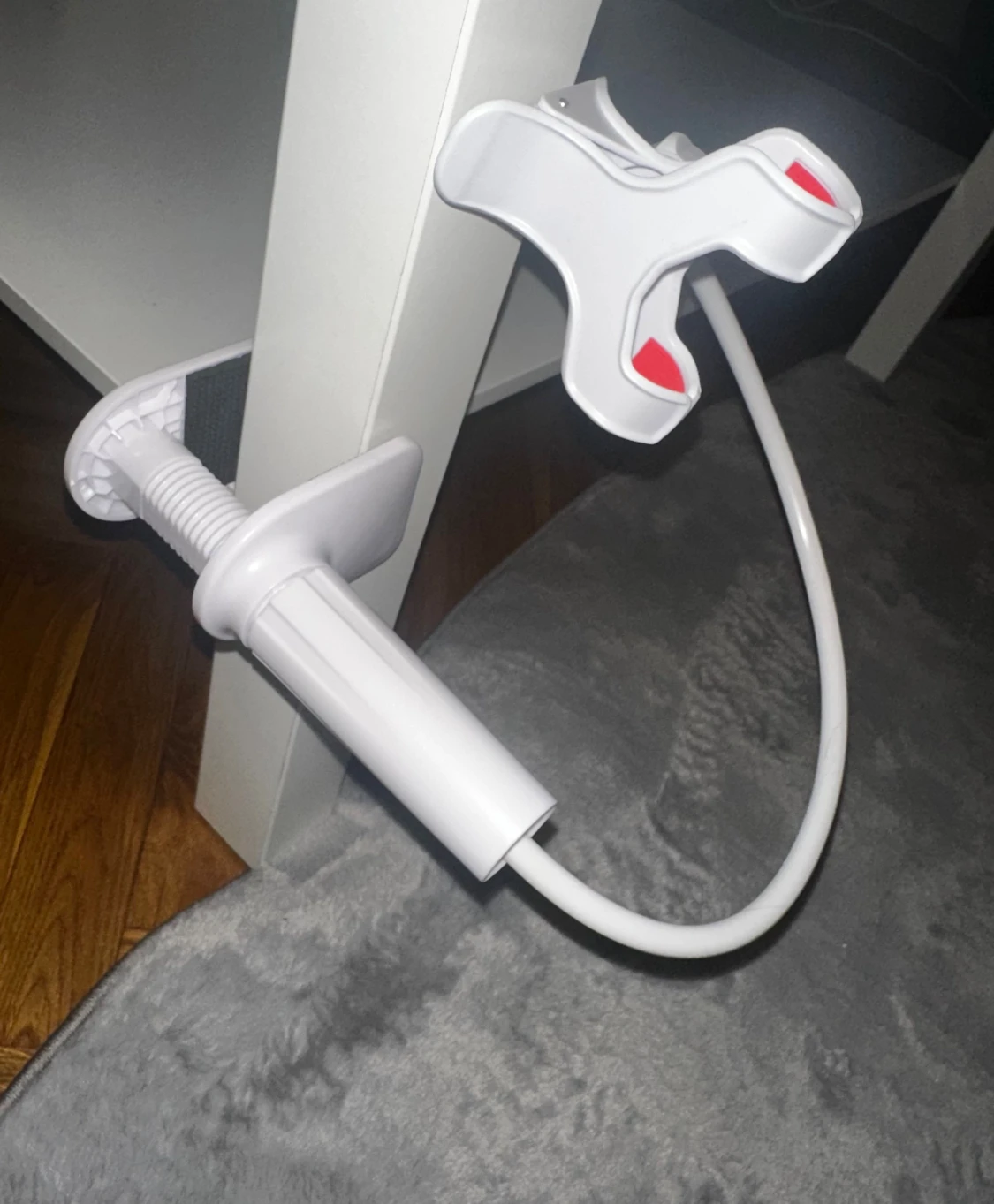 Flexibel mobilhållare 