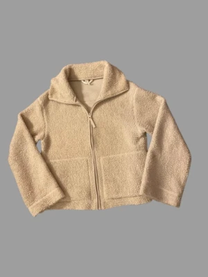 Teddy Jacka  - Snygg teddy jacka i bra skick! 🤍postar inom 24h📦