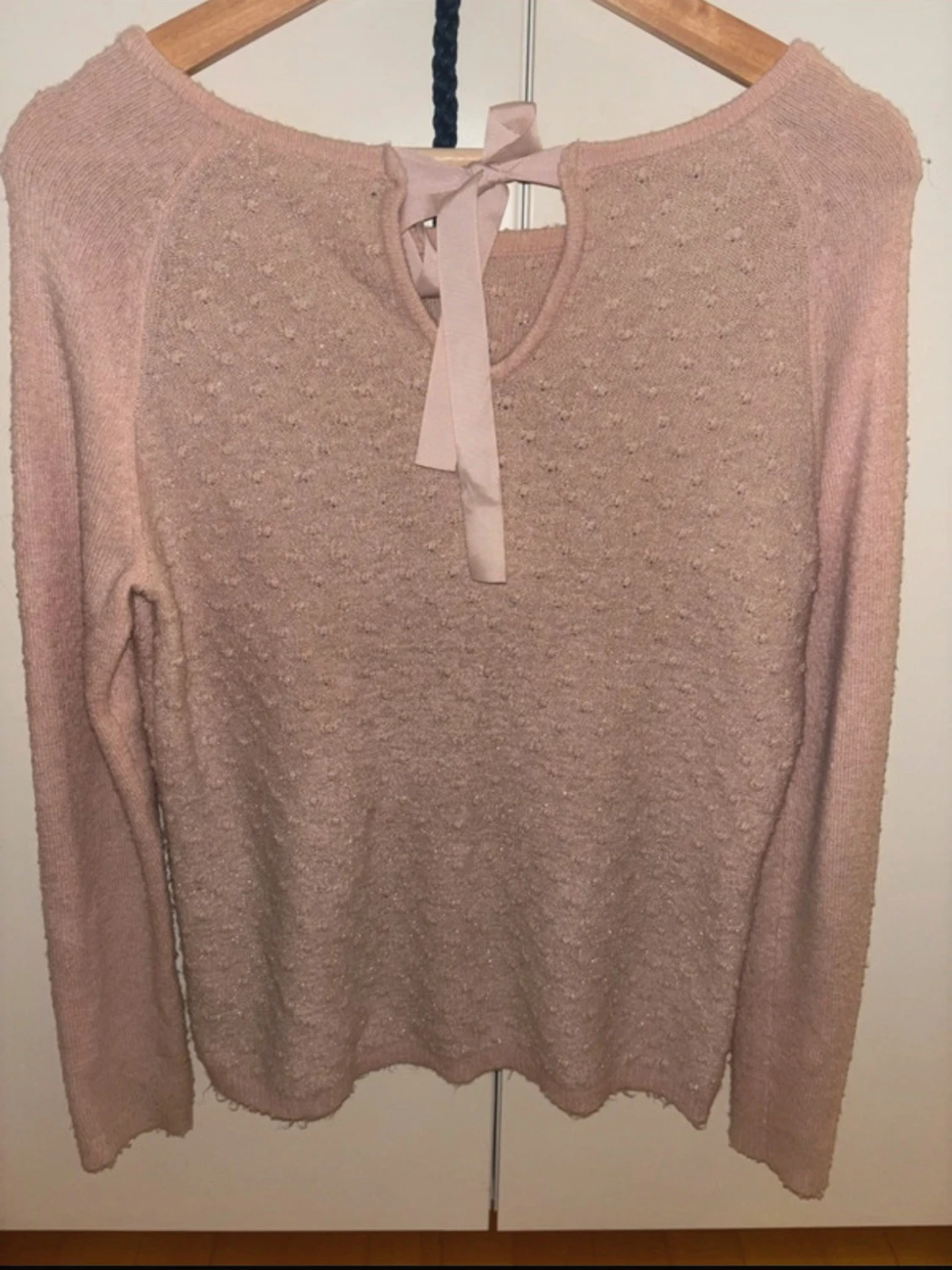 Glittrig ljusrosa tröja - 2
