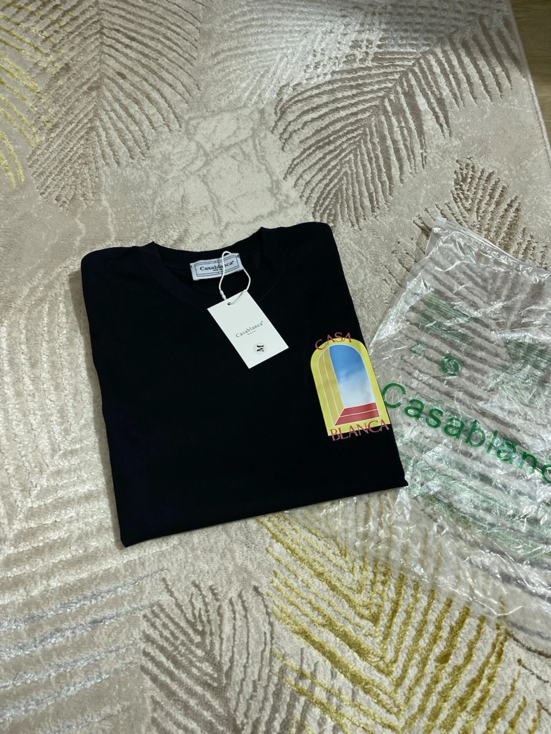 Svart t-shirt sista pris 