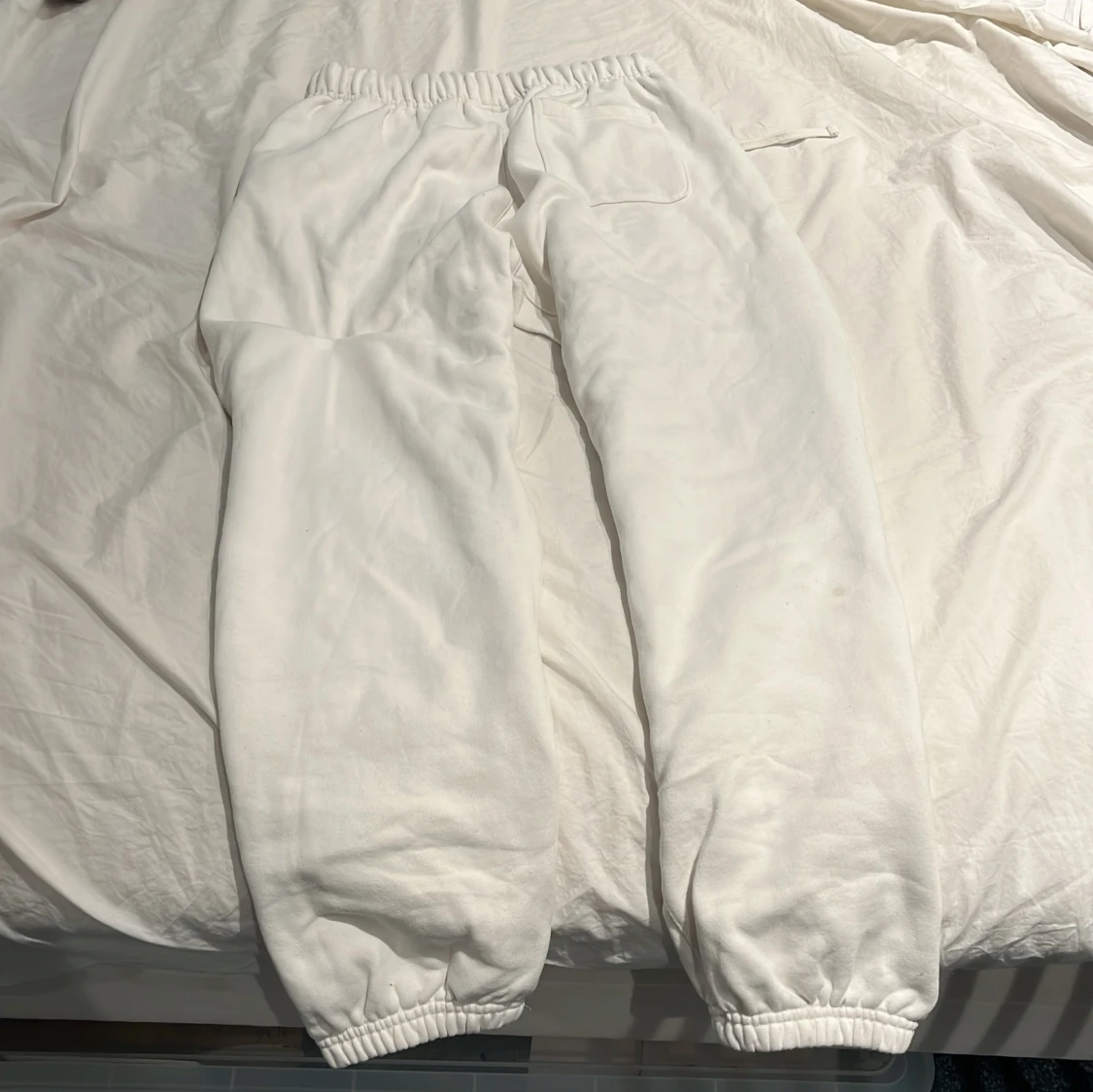 Vita Essentials mjukisbyxor med snörning - 3