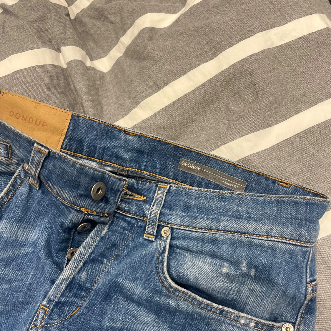 Feta dondup jeans med slitningar - 4