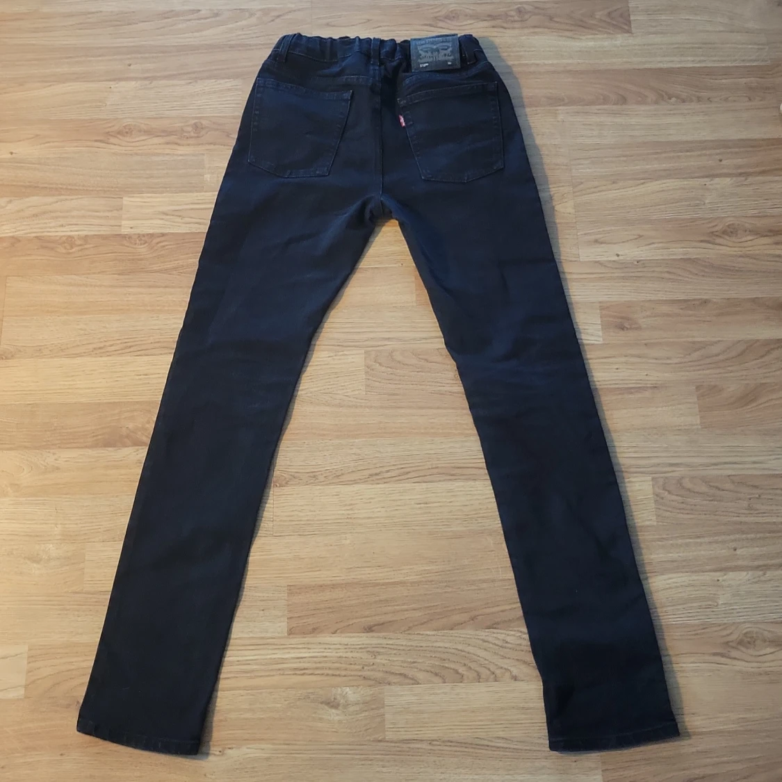 Svarta Levis Jeans