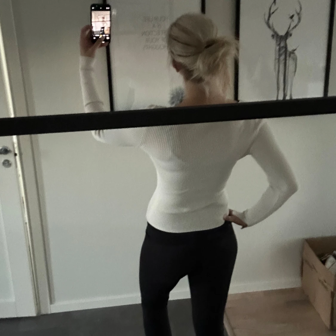 Vit ribbad långärmad topp från H&M - 1