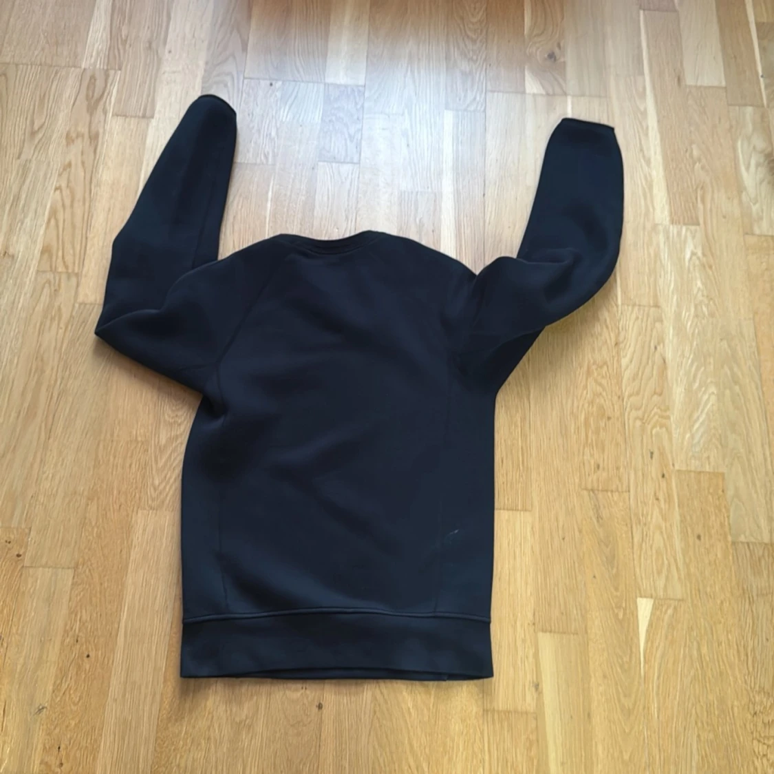 Svart tröja från Nike  - 2