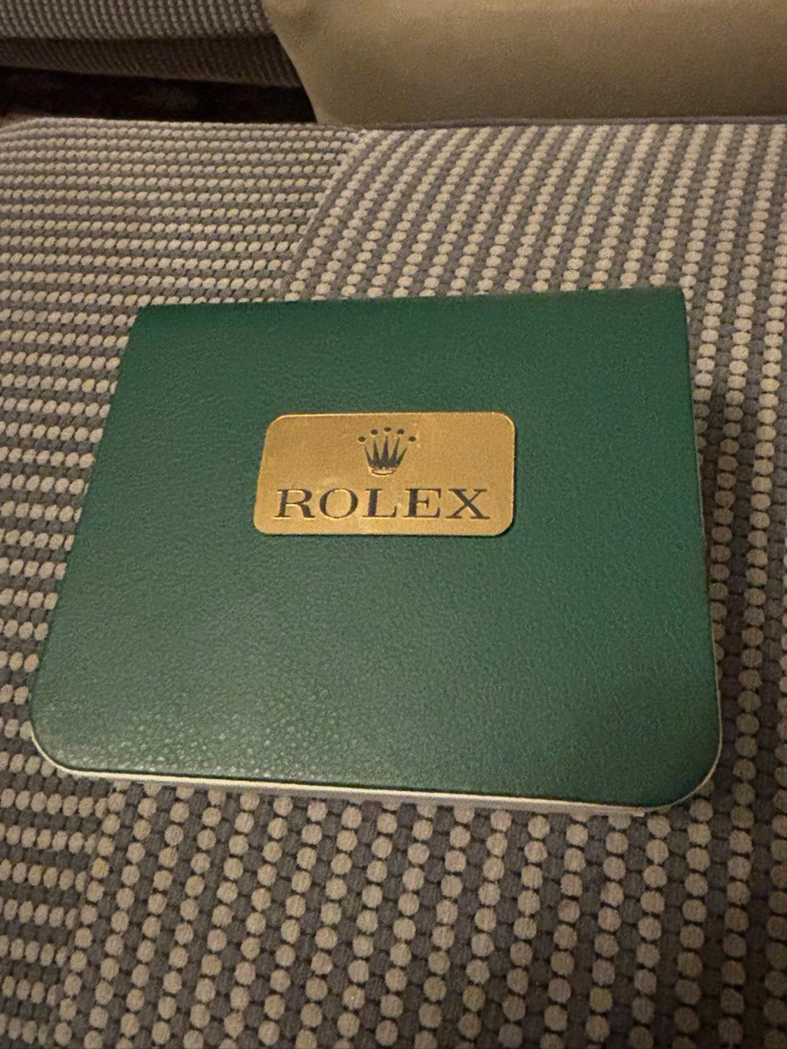  armbandsur i stål och guld. KAN BYTA MOT CROSS ELLER NÅGOT KUL