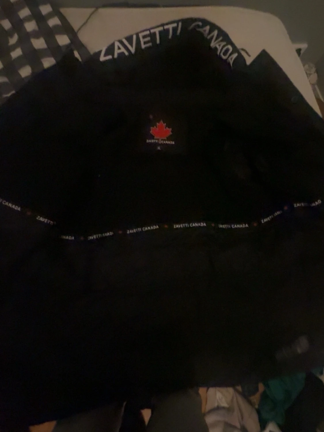 Svart dunjacka från Zavetti Canada - 1