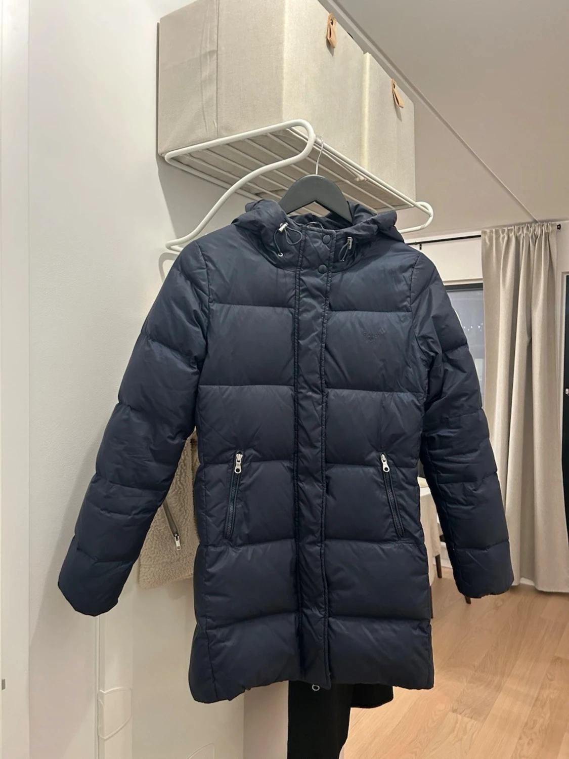 Marinblå dunjacka från GANT - 7