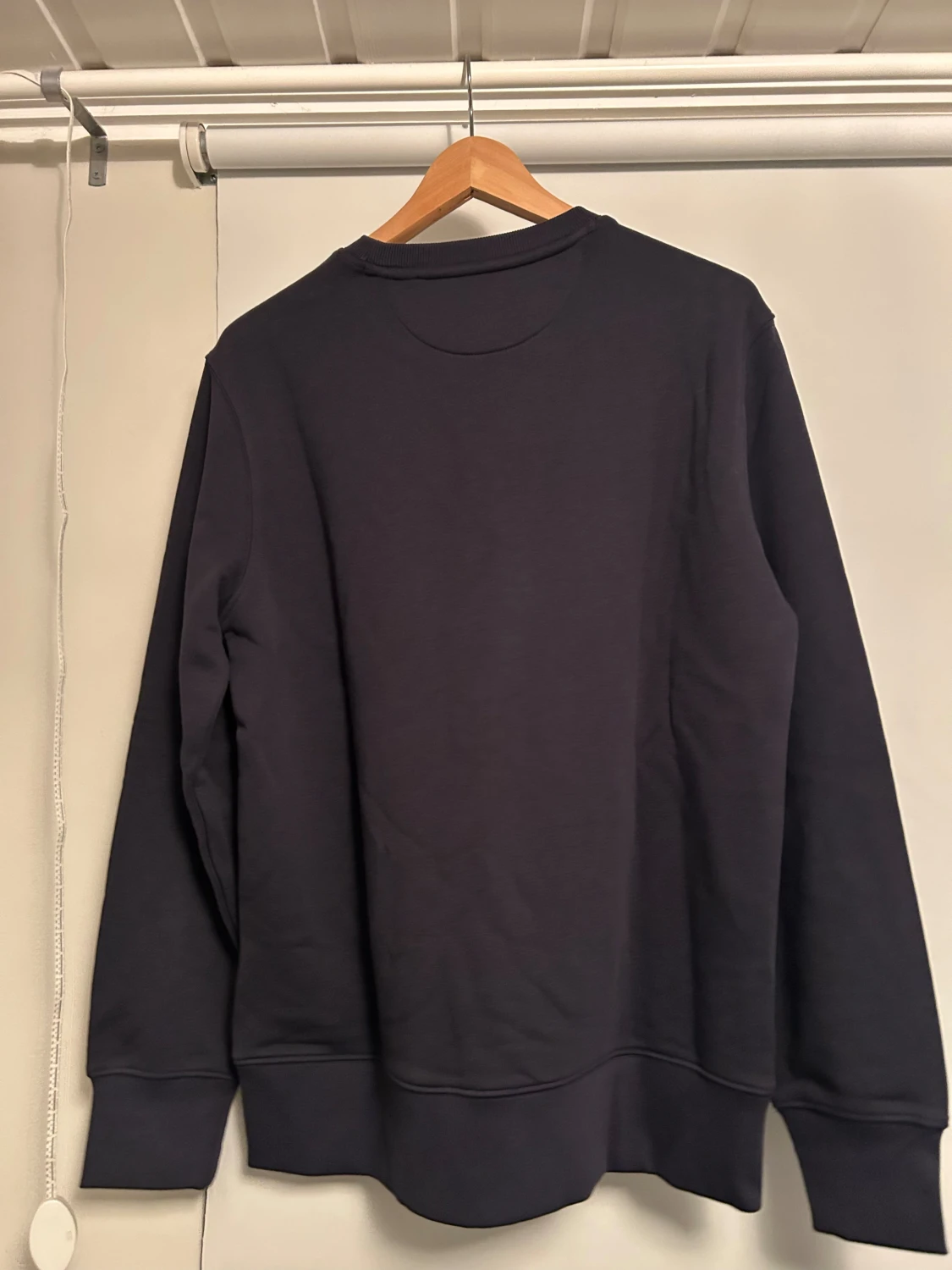 Mörkblå tröja från Gant M  - 1