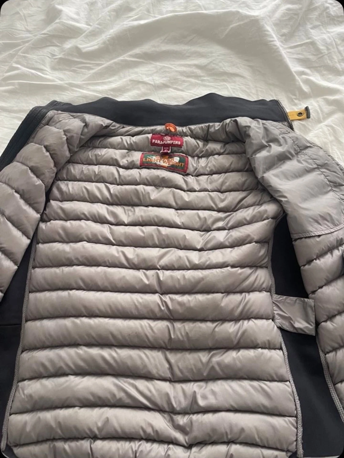 Svart dunväst från Parajumpers - 3