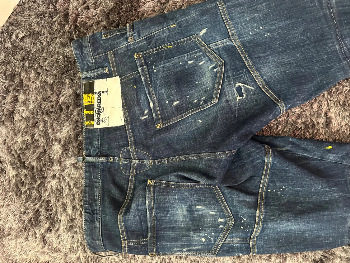 Dsquared2 blå jeans med färgstänk - 2