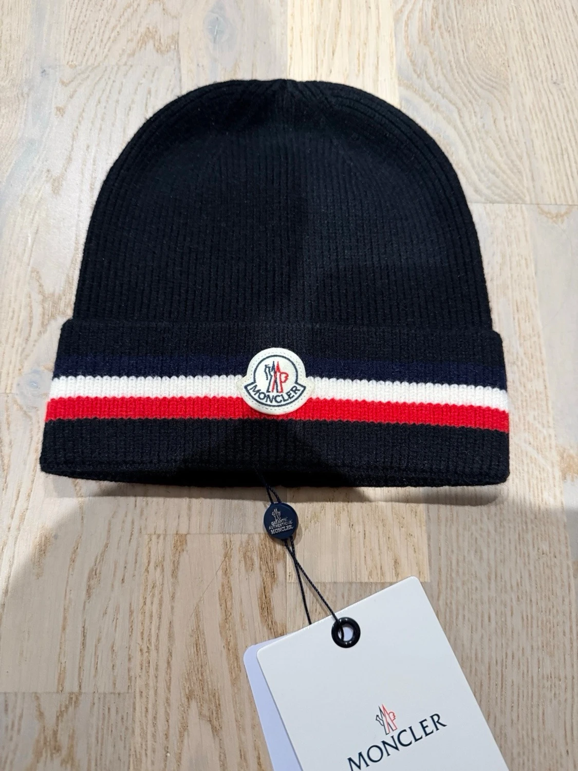 Svart Moncler mössa - 1