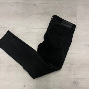 Replay jeans  - Hej! Säljer dessa replay jeans i strl W29//jeansen är i fint sick//hör av er vid frågor eller så!