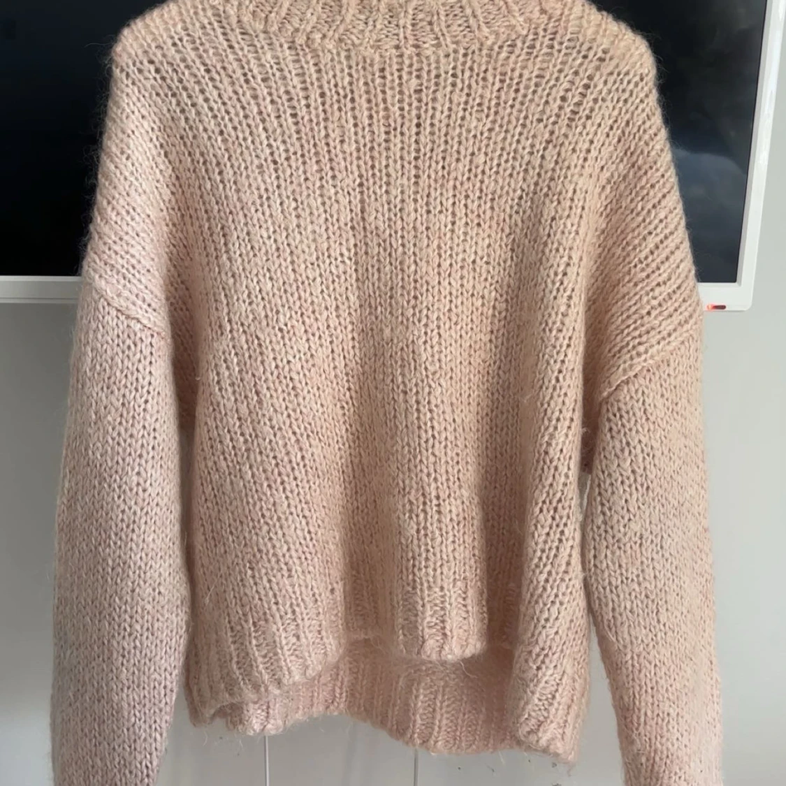 Ljusrosa stickad mohairtröja H&M