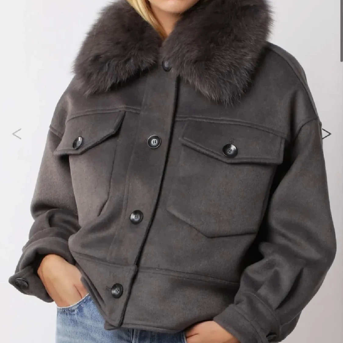Meotine Grå Jacka med Päls