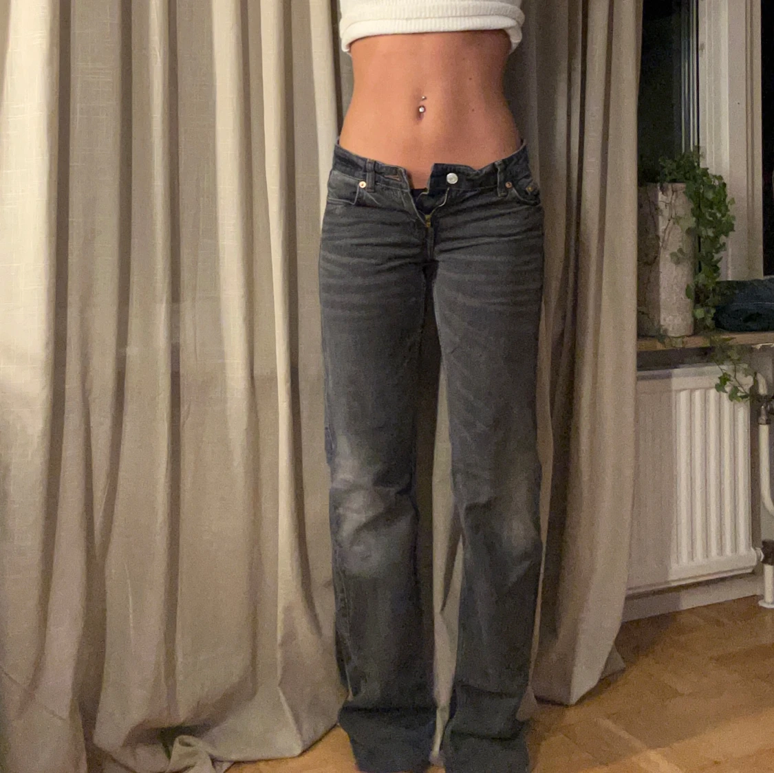 Arrow Low waist Straight Jeans - 2