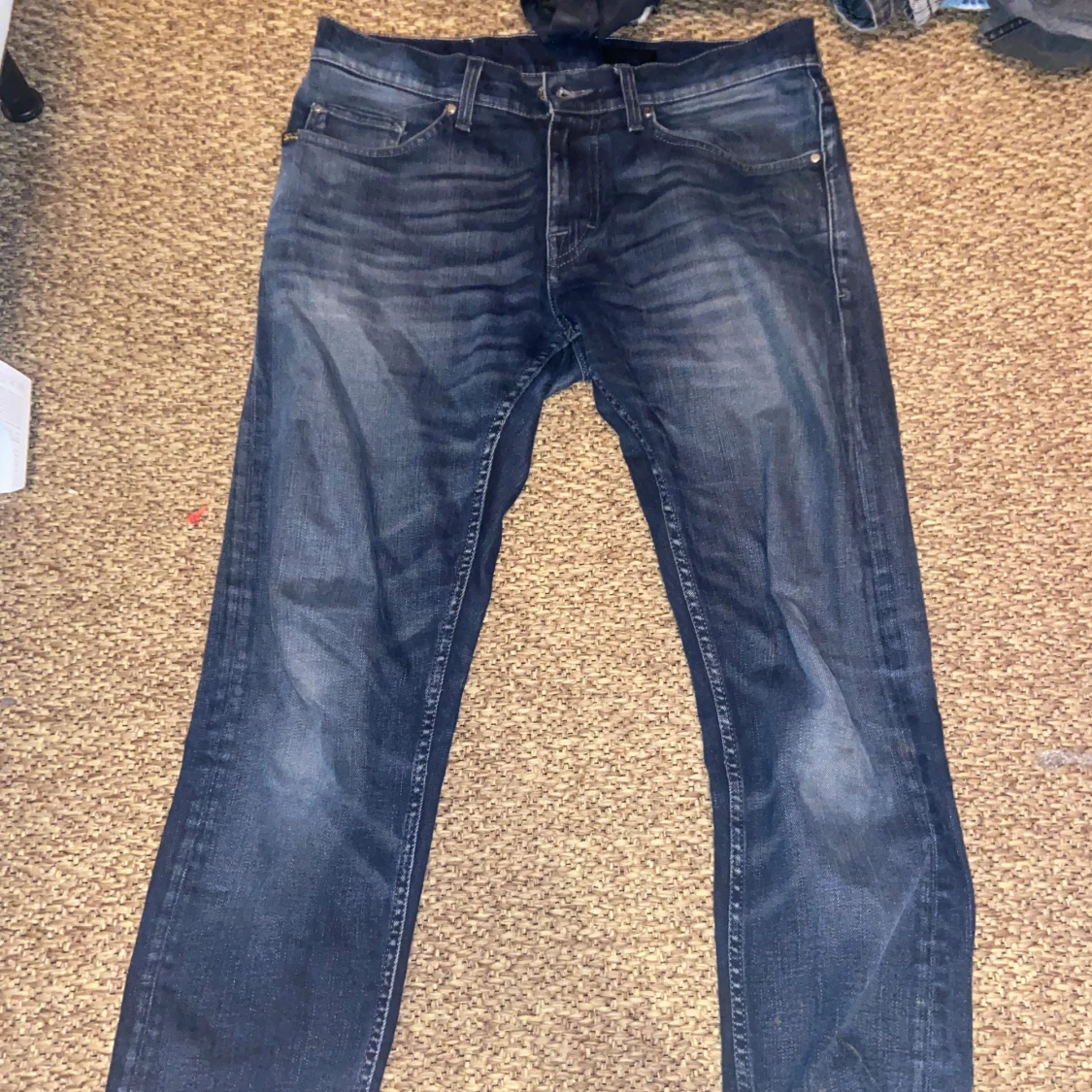 Mörkblå jeansbyxor från T/J, 29/32 - 1