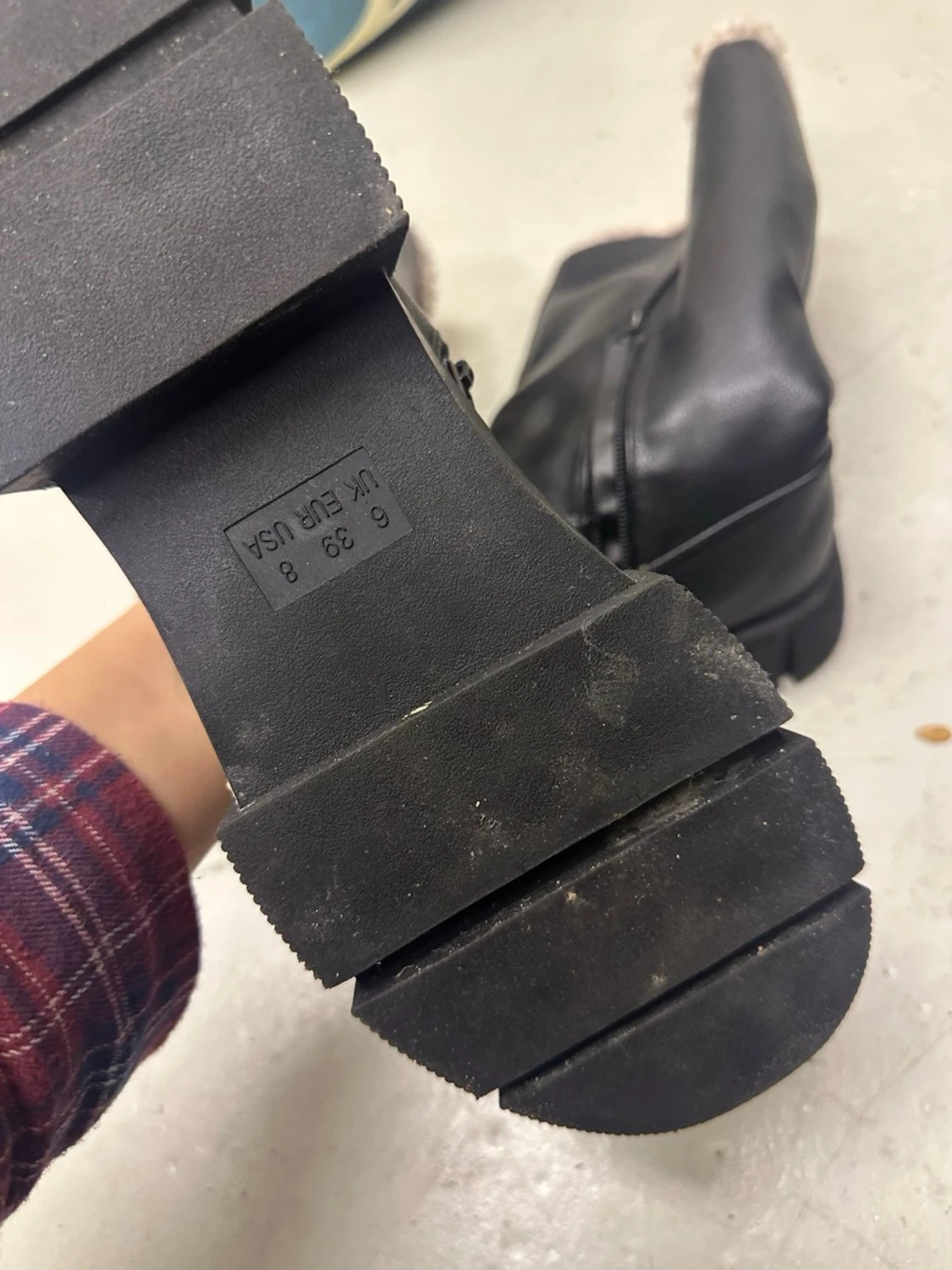 Svarta fluffiga boots - 3