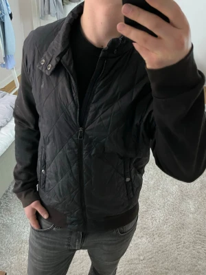 Ralph Lauren cardigan - Ralph Lauren | Mycket bra skick | Size - M | Pris 1249 | Hör av dig vid minsta fråga eller fundering📩