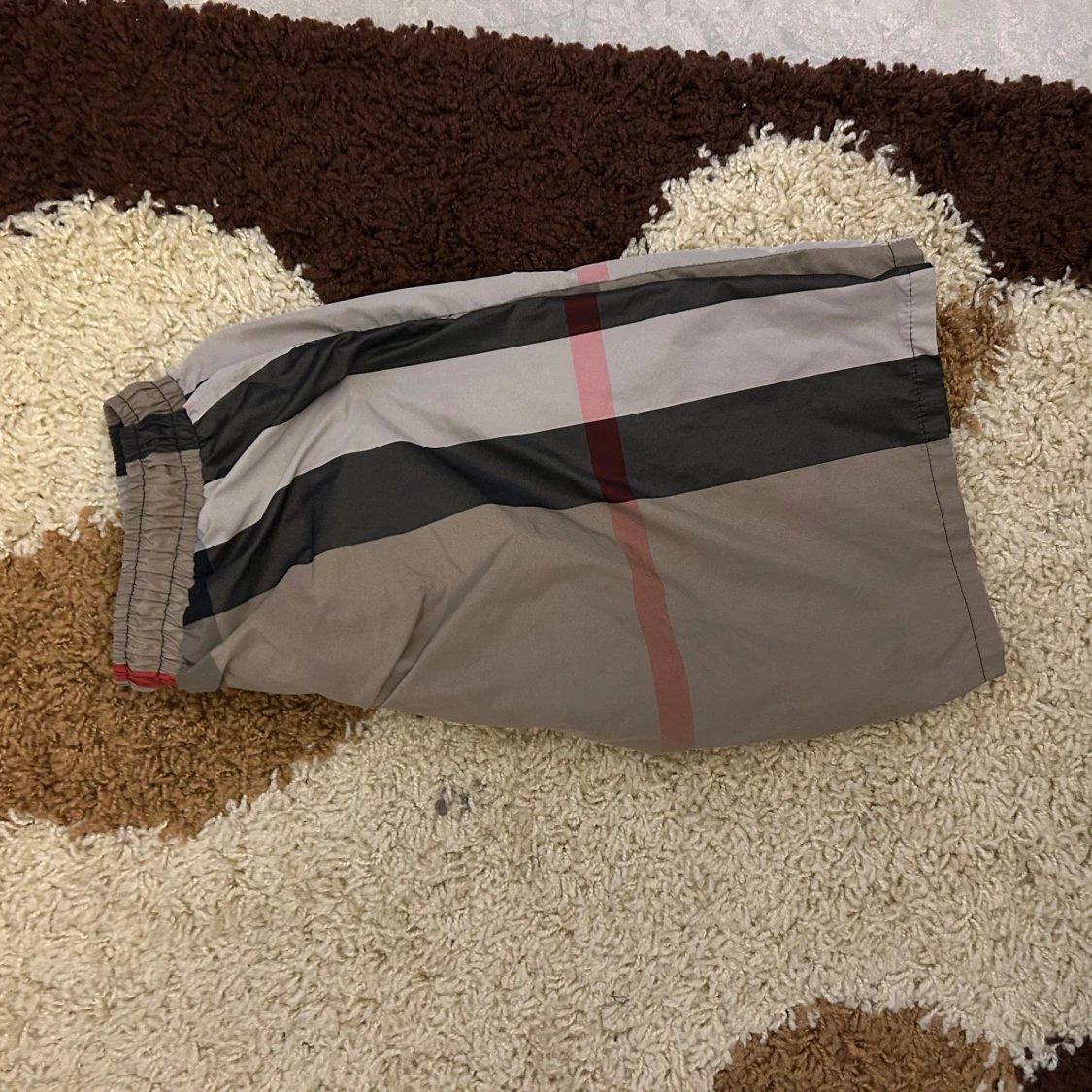 Burberry shorts  - 2