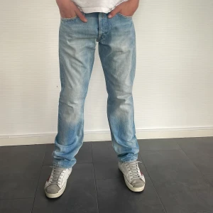 Replay Waitom Jeans 30/32 - Replay Waitom jeans | pris:499kr|Storlek:W30 L32| skick:9,8/10| Hör av dig vid vid minsta lilla fundering eller fråga|