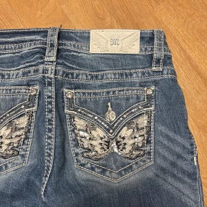 Miss Me jeans - Priset går att ta ner lite! Snygga blå jeans från Miss Me i storlek 25/32. Inköpta från raglady 2025-02-15 aldrig använda 