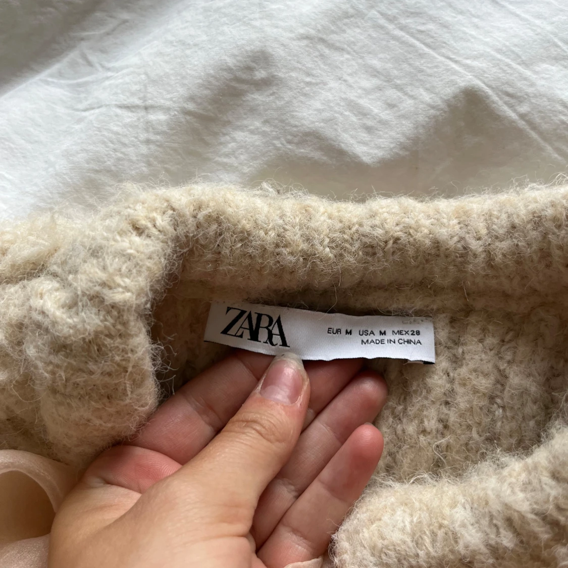 Super söt stickad blus med rosett från Zara💞 - 2