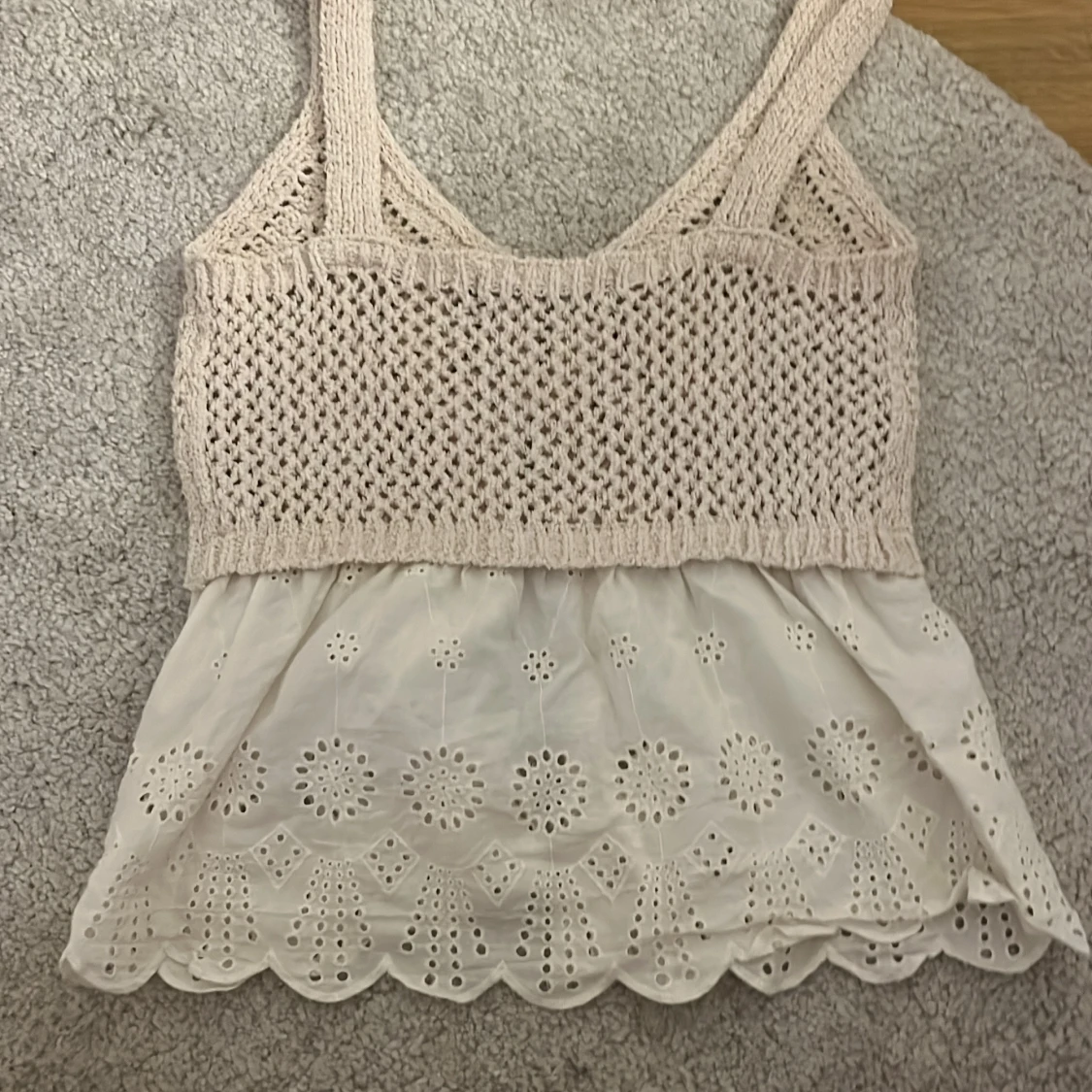 Beige stickad och broderad linnetopp Primark - 1