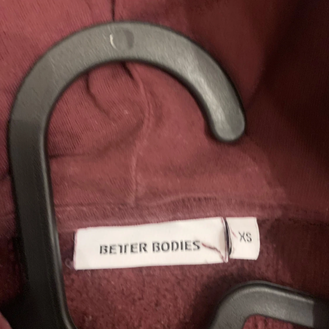 Vinröd hoodie XS - 1