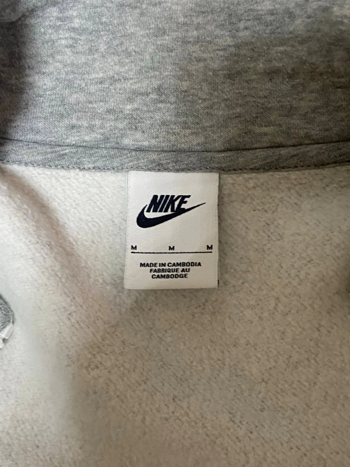 Grå Nike half zip hoodie M - 1