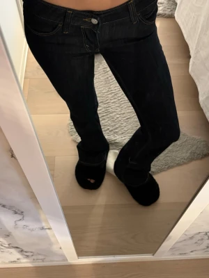 Cheap monday jeans  - Helt nya cheap monday jeans. Aldrig använt dom pga att dom var lite för långa ❤️ men annars super snygga😍perfekta i midjan för mig som bär xs!!