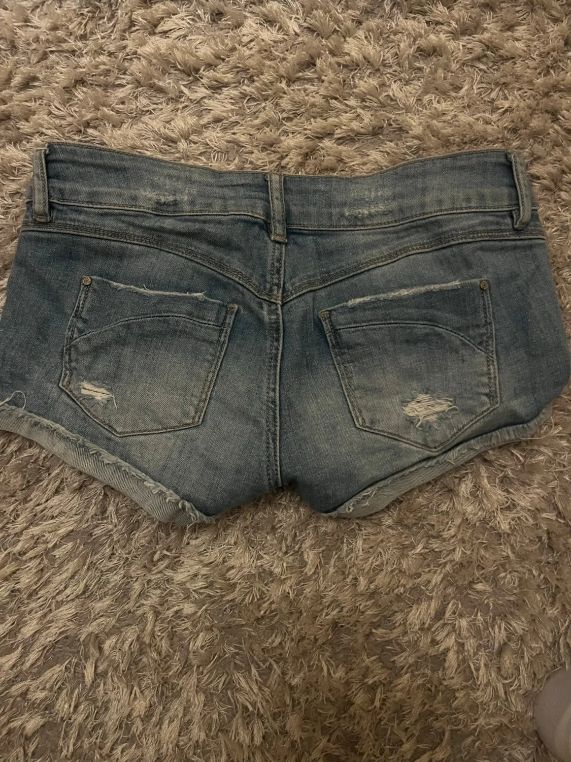 Blå low waist jeansshorts från Tally Weijl - 1