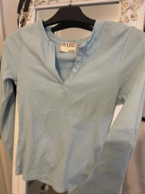 Tröja Vero Moda - Jättefin tröja som aldrig är använd!