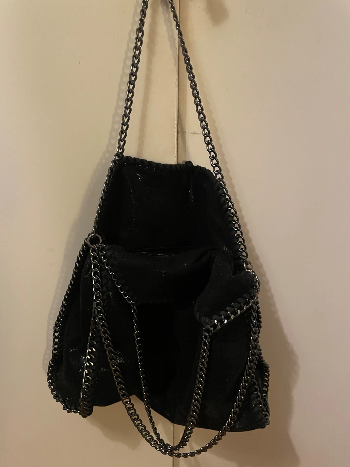 Svart axelväska Stella McCartney liknande - 1