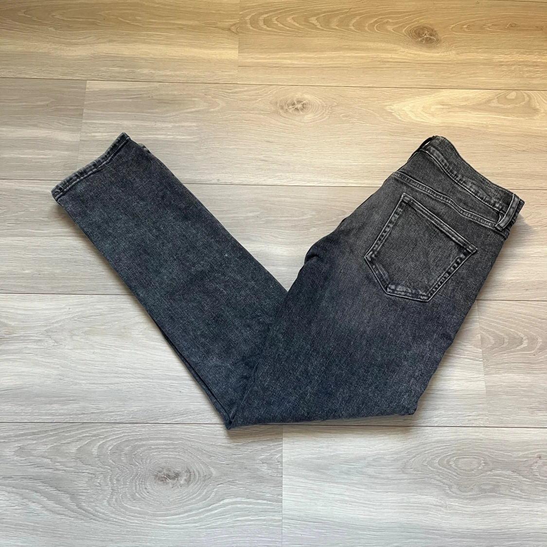 Svarta skinny jeans från Sun + Stone - 1