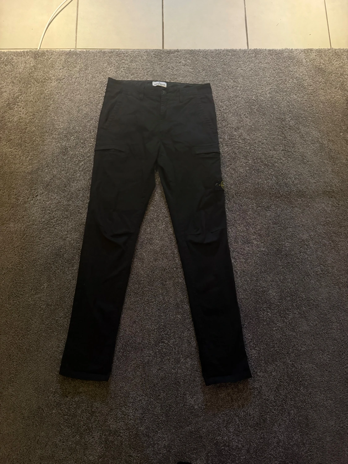Svarta cargopants från Stone Island