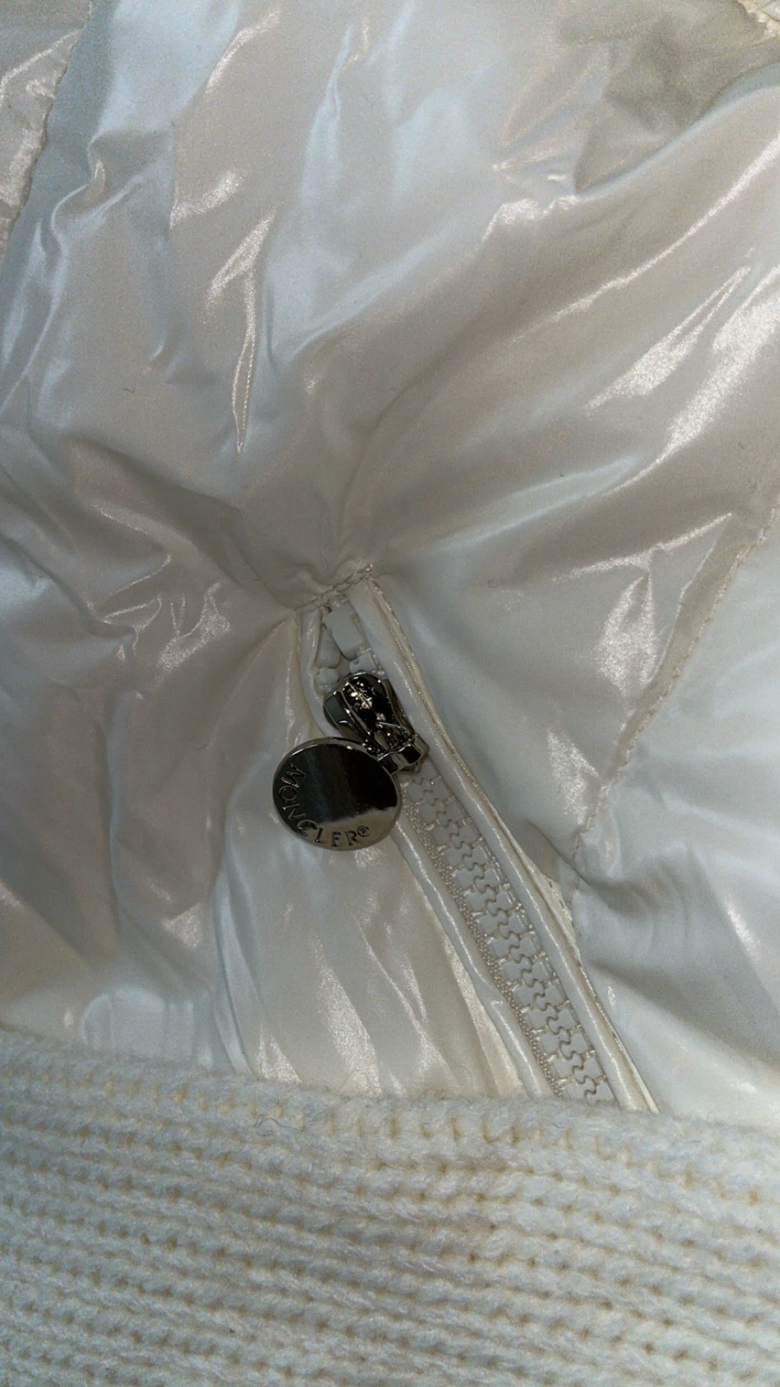 Vit pufferjacka från Moncler - 4