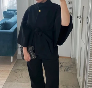 Poncho blair  - Säljer denna poncho eftersom den inte kommer till användning. Använda ett fåtal gånger 💕