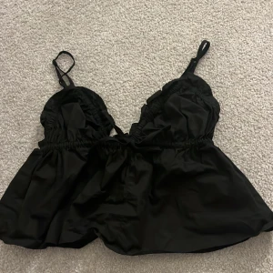 Linne Gina - Den passar inte mig. Endast testad!