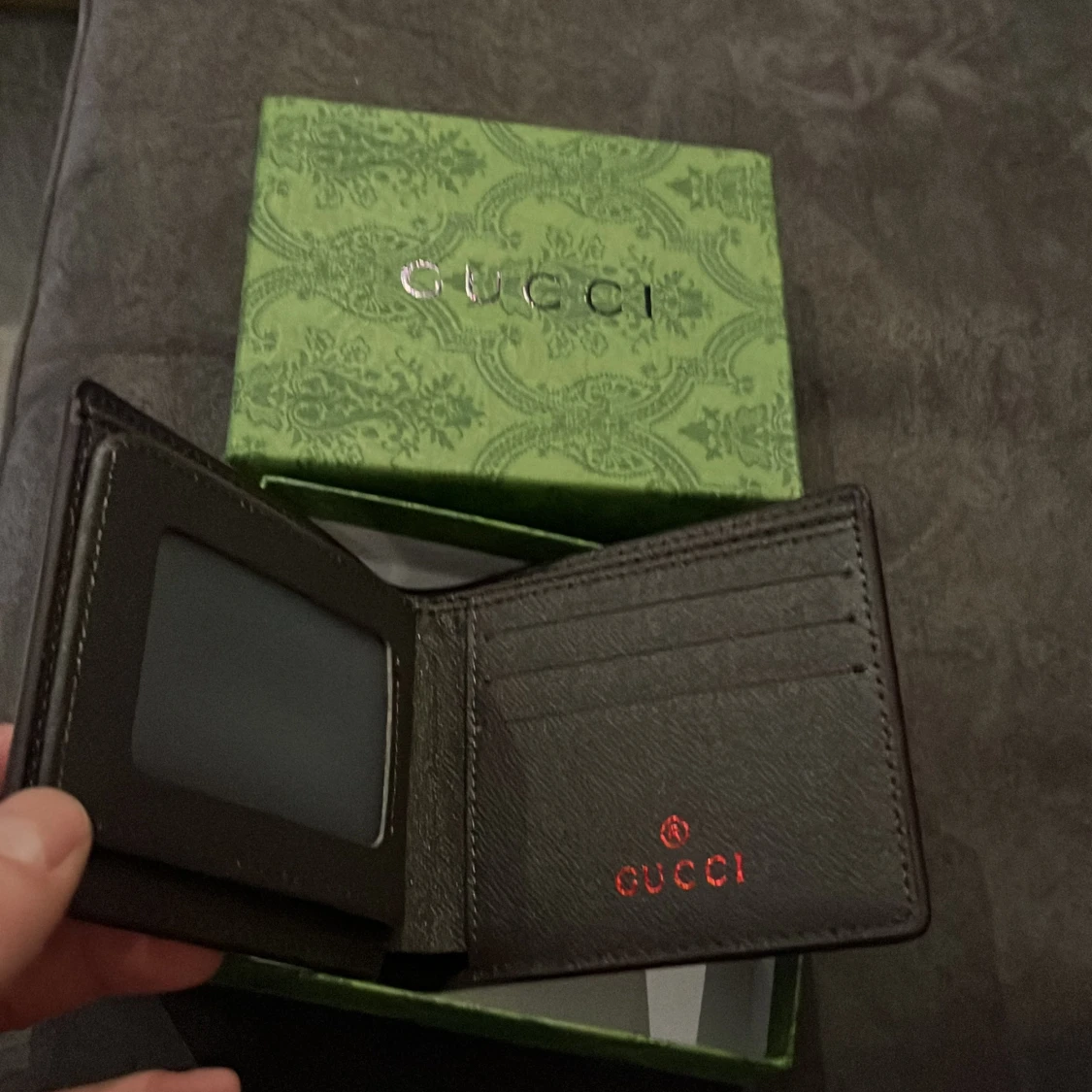 Gucci plånbok med tigerprint - 1