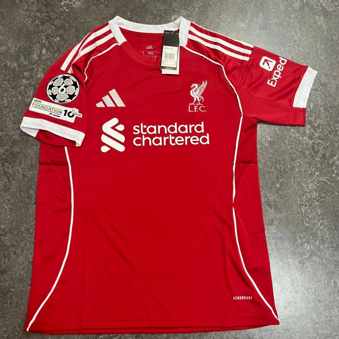 Liverpool röd fotbollströja Adidas S - 1